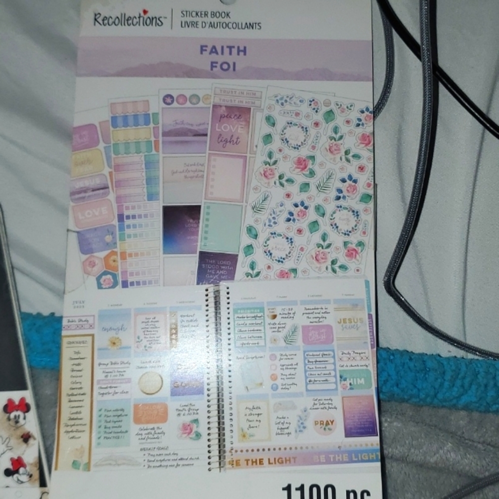 Recollections Faith sticker book